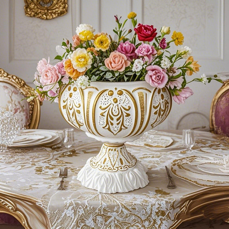 Centerpiece Vase Tall - Винтажная европейская высокая ваза-кашпо на подставке